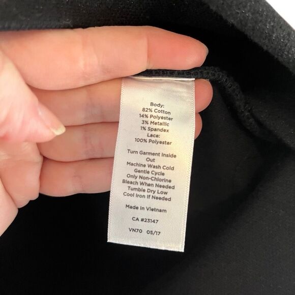 Talbots Black 3/4 Sleeve Lace Trim Sweatshirt Size Medium - Picture 7 of 7